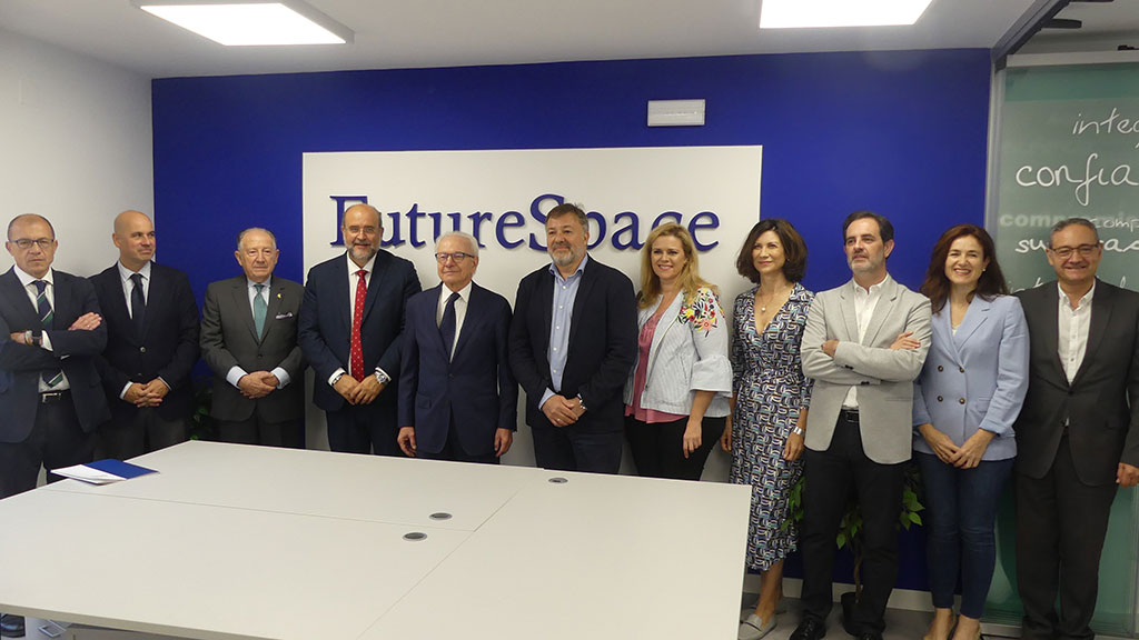 Instituciones inauguración Cuenca